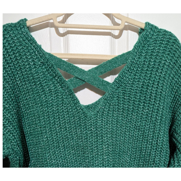 Hippie Rose Womens  Size XL Green Knit V-Neck Pullover Sweater Criss Cross Back - Picture 4 of 8